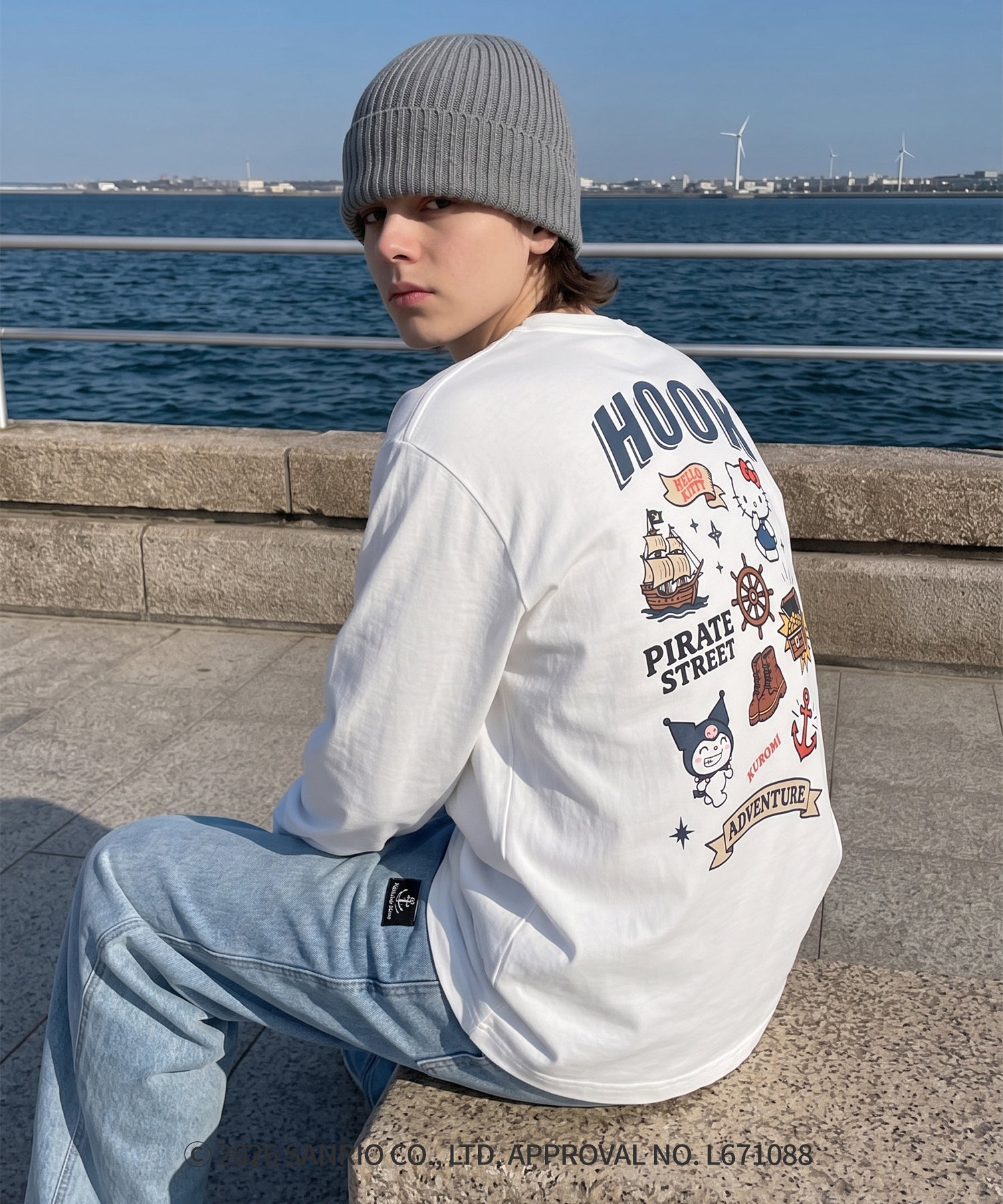 HOOK -original-　サンリオキャラクターズ コラボ バックプリントロンTEE