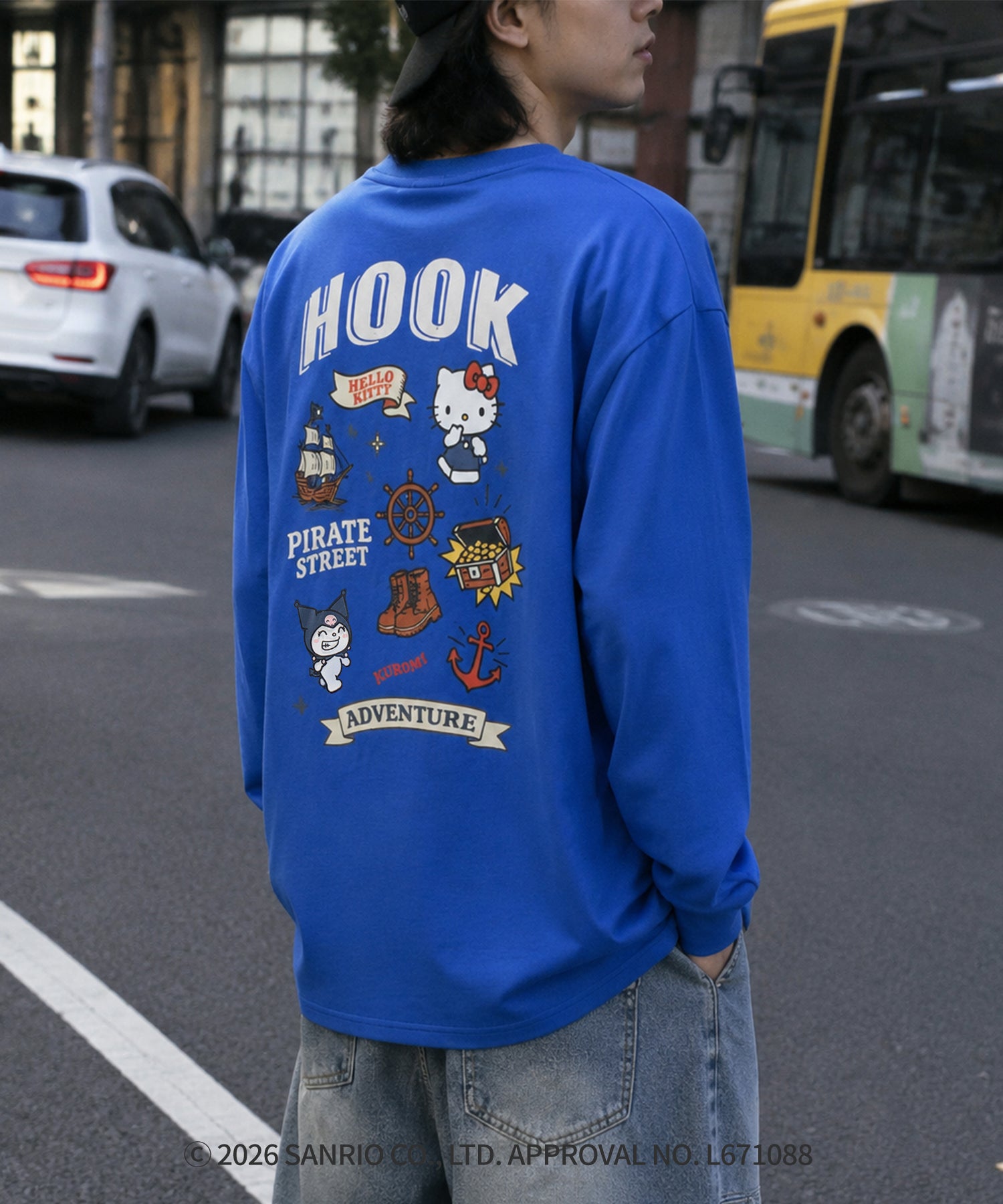 HOOK -original-　サンリオキャラクターズ コラボ バックプリントロンTEE
