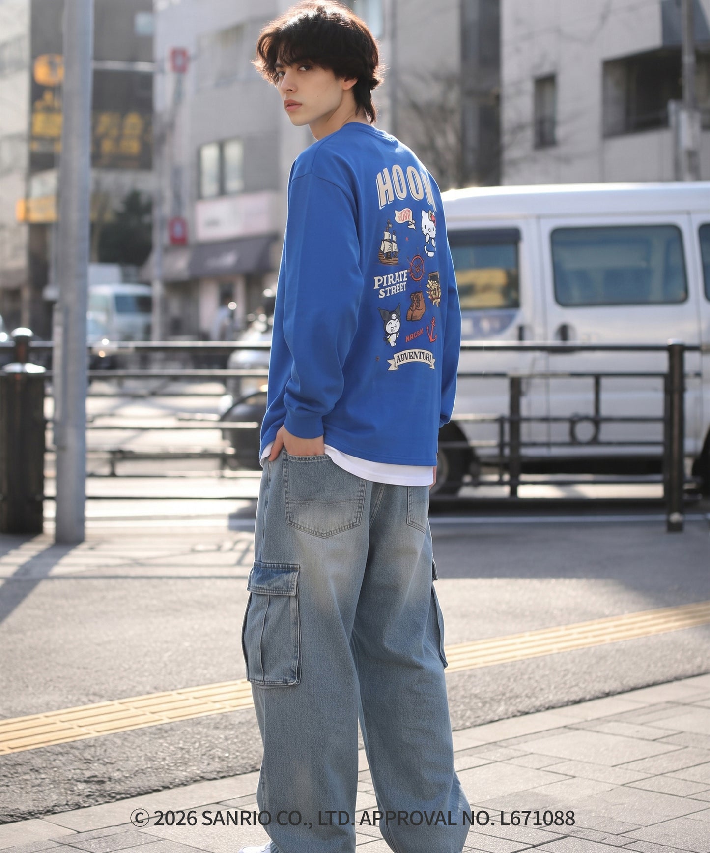 HOOK -original-　サンリオキャラクターズ コラボ バックプリントロンTEE