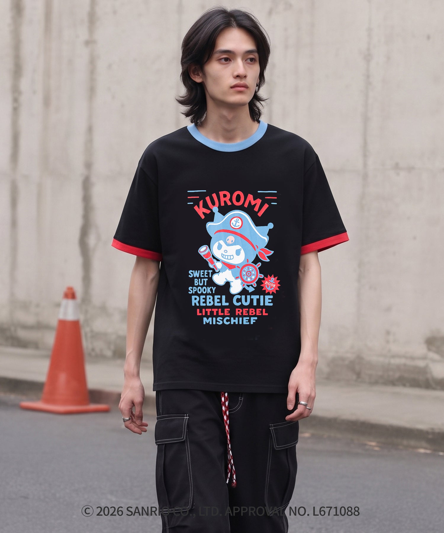 HOOK -original-　サンリオキャラクターズ コラボ 配色プリントTシャツ