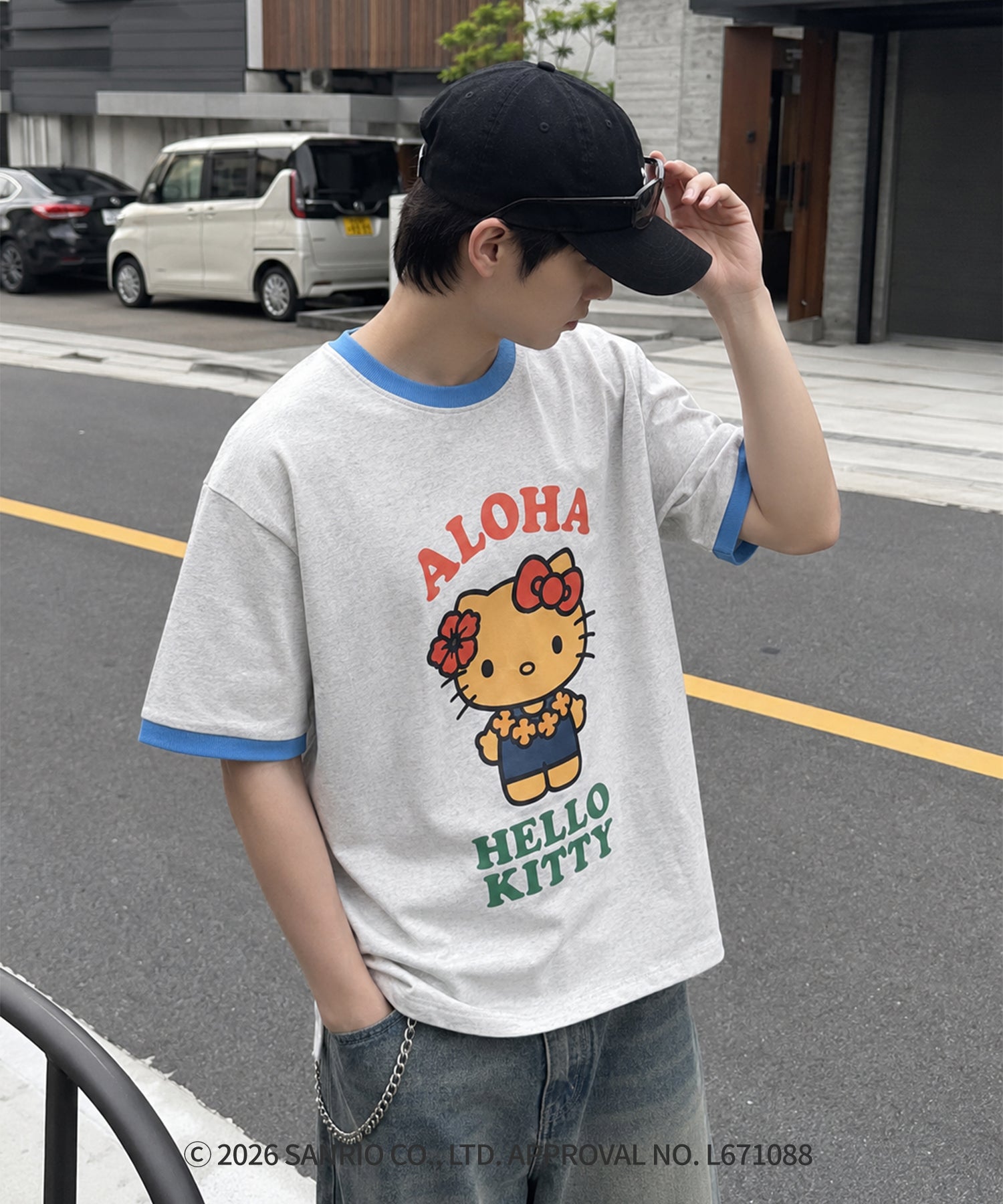 HOOK -original-　サンリオキャラクターズ コラボ バイカラープリントリンガーTシャツ