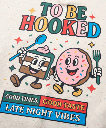 HOOK -original-　TO BE HOOKED グラフィックプリント スペックル生地 クルーネックスウェット