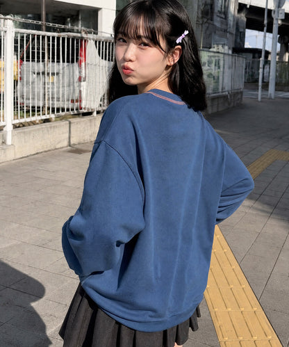 HOOK -original-　ケンカ猫　飾りステッチパッチ刺繍スウェット