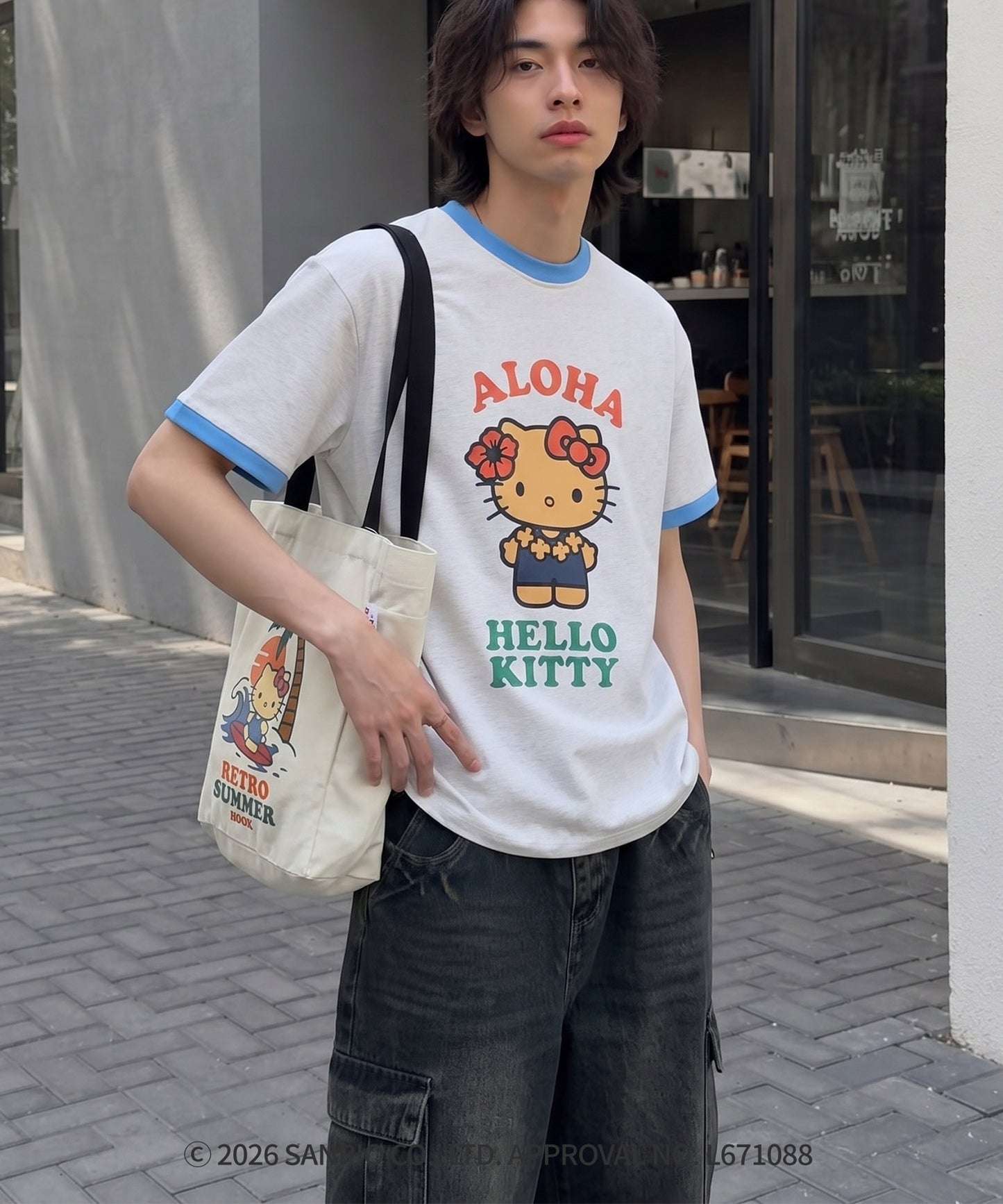 HOOK -original-　サンリオキャラクターズ コラボ バイカラープリントリンガーTシャツ