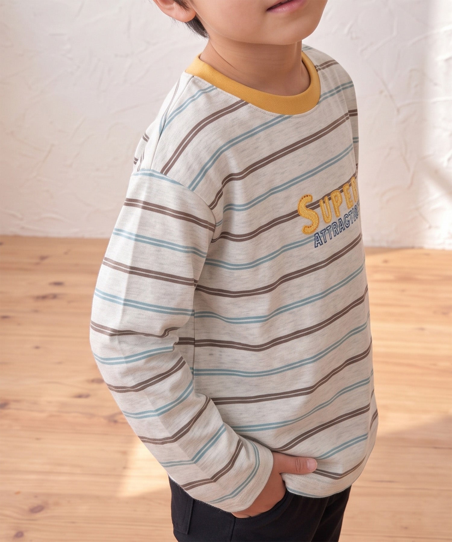 【aimoha KIDS】【ユニセックス】配色ボーダー長袖ロゴTシャツ
