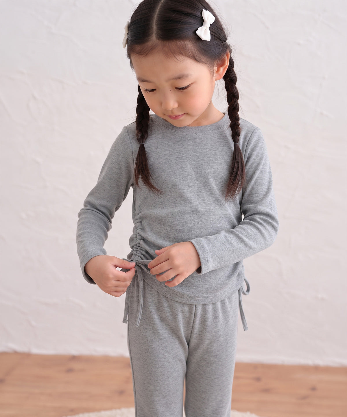 【aimoha KIDS】サイドドロストトップス＆フレアパンツセットアップ