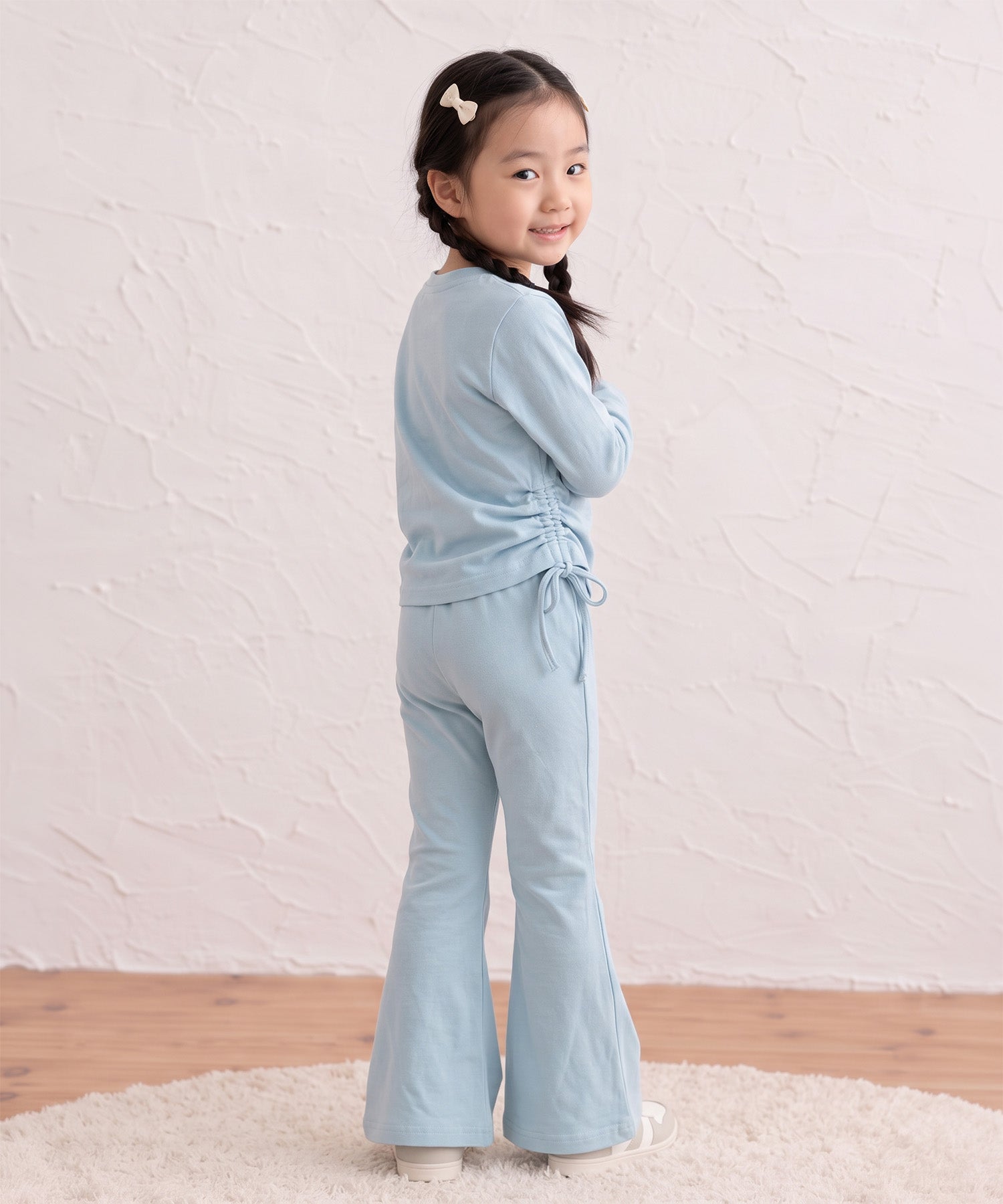【aimoha KIDS】サイドドロストトップス＆フレアパンツセットアップ