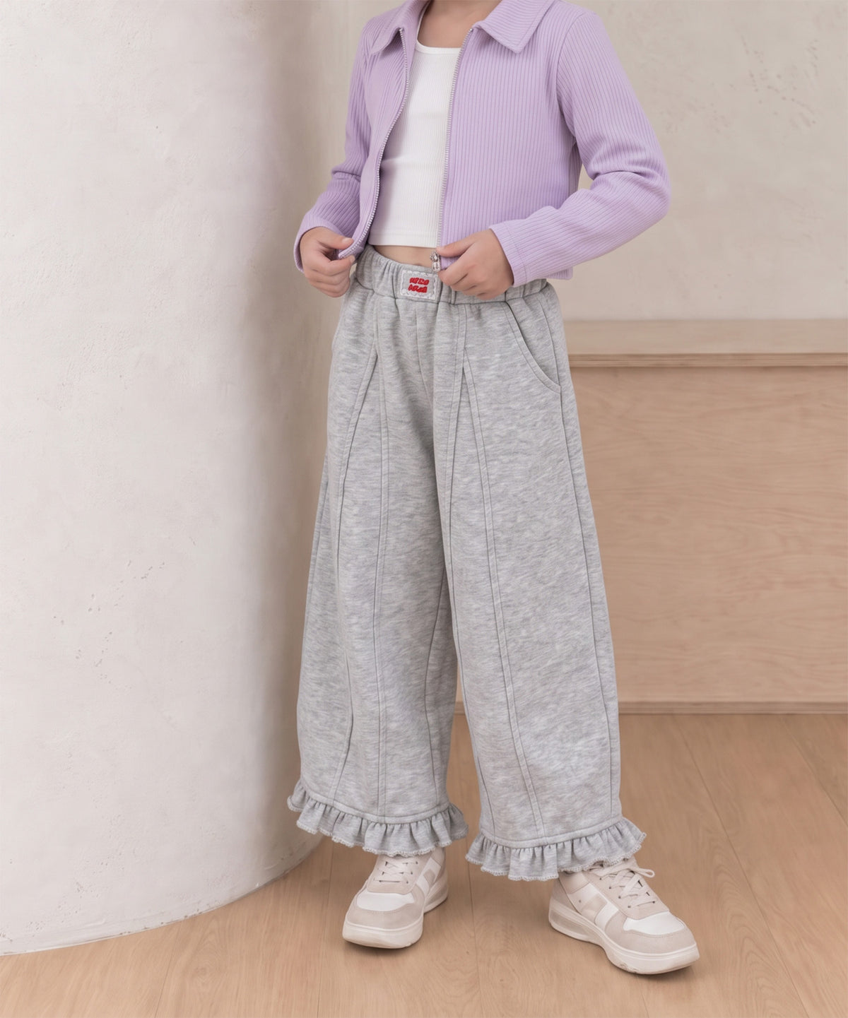 【aimoha KIDS】キャンディカラー  裾フリルスウェットカーブパンツ