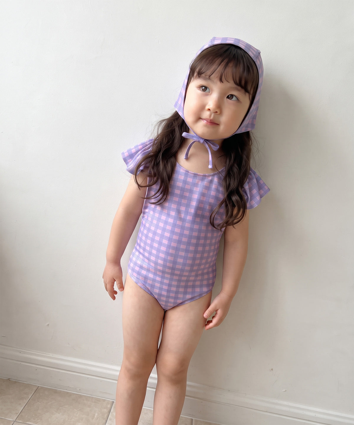 【aimoha-KIDS-】フリルショルダーワンピース水着（スイムキャップ付き）
