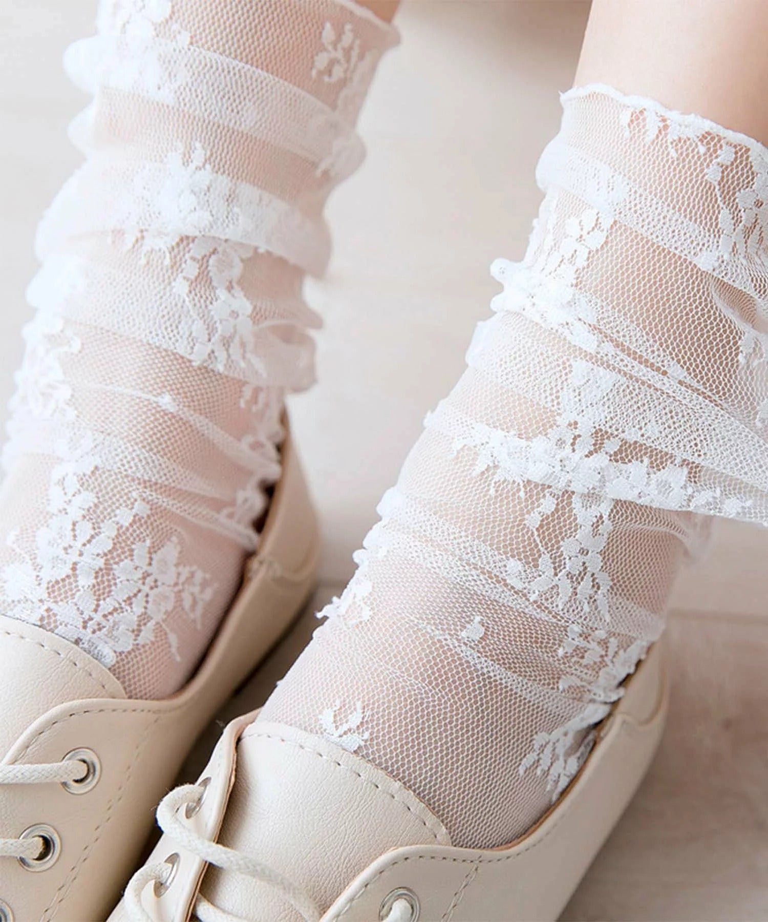 [MOSOX] 花柄レースソックス (SS)