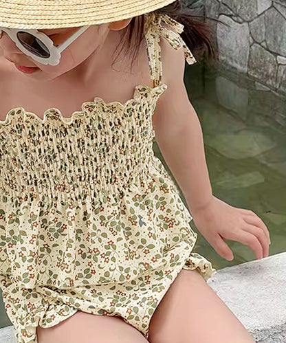 【aimoha-KIDS-】キッズ　花柄シャーリングビキニ　2点セット (SS)