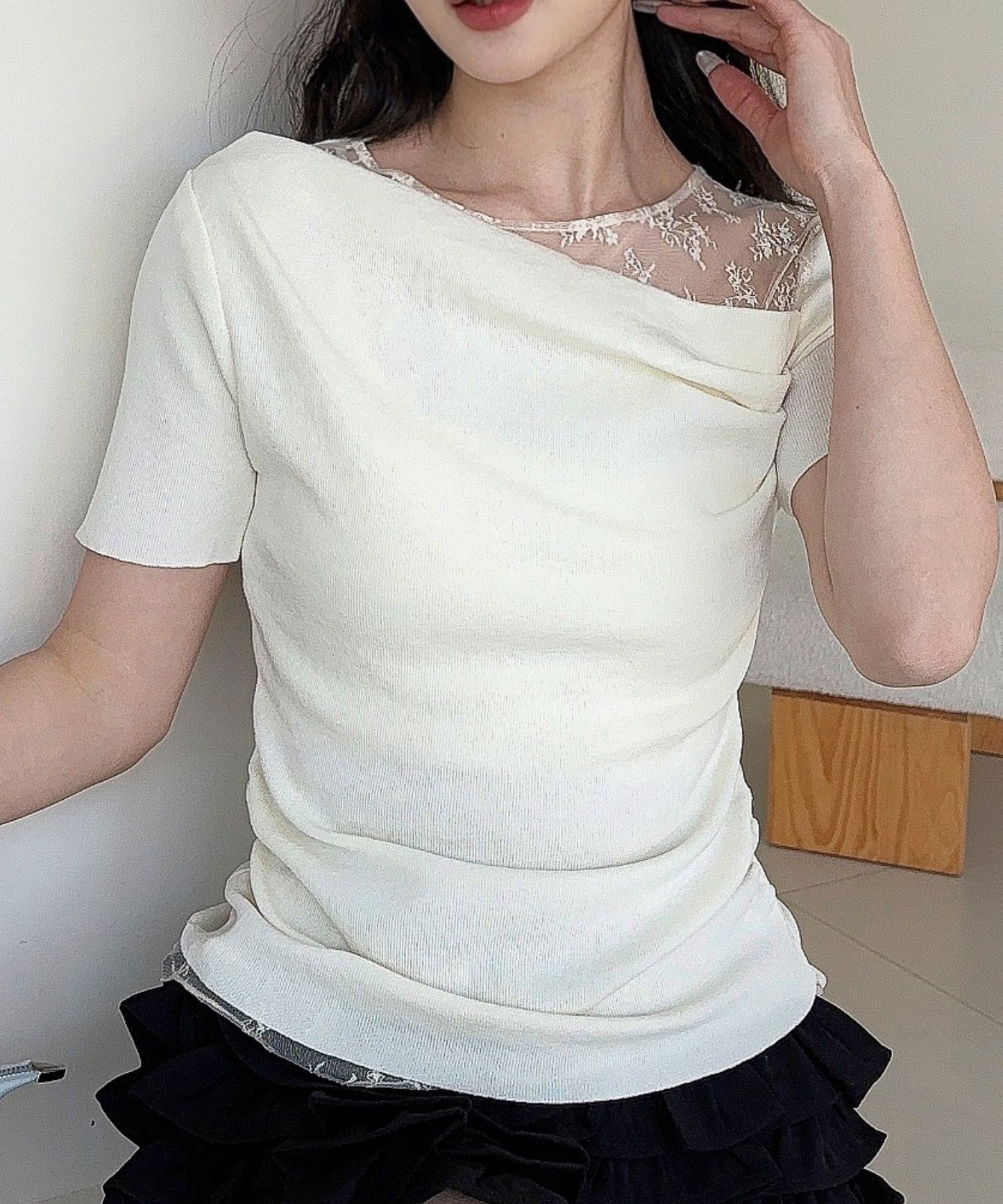 【Jasmine】レース切り替えアシメトリーデザインTシャツ
