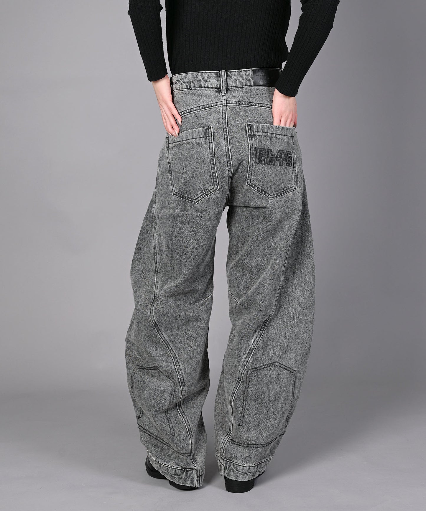 刺繍なしバージョン追加！HOOK -select- 逆さデザインバルーンジーンズ