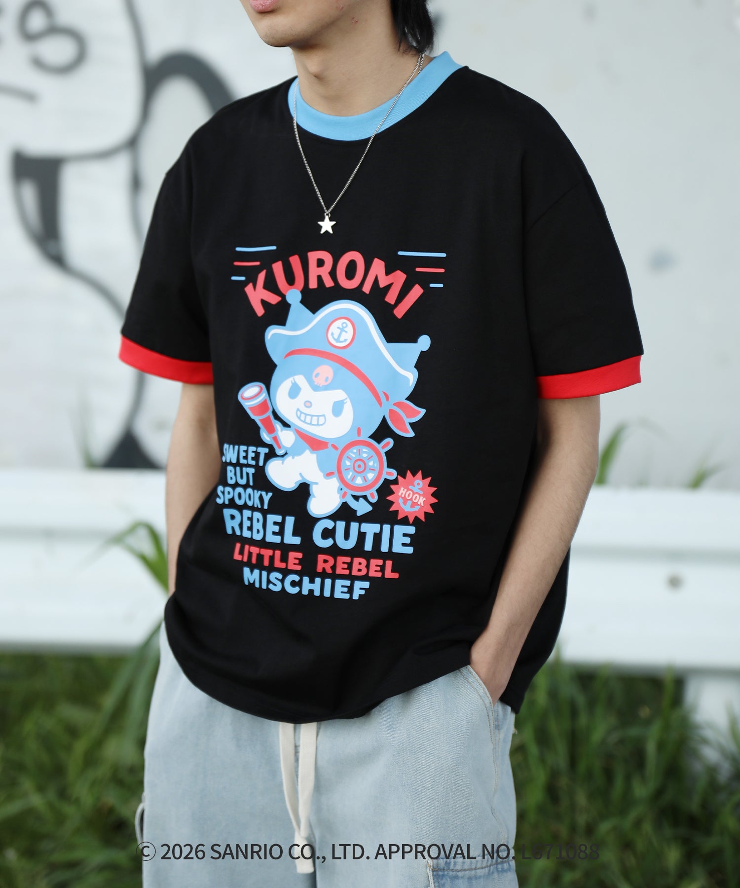 HOOK -original-　サンリオキャラクターズ コラボ 配色プリントTシャツ