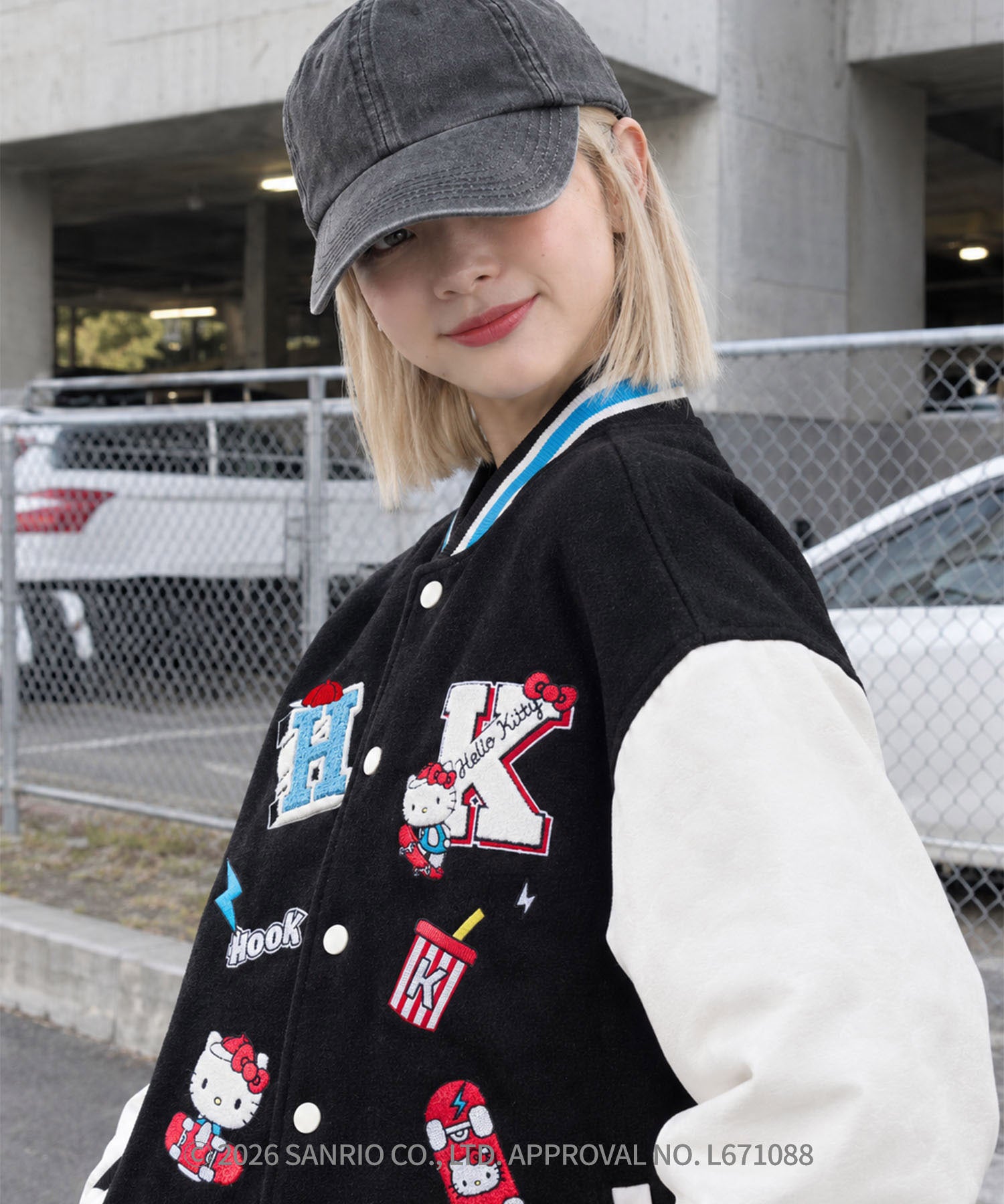 HOOK -original- SANRIO CHARACTERS Collaboration Character Shaggy Embroidered Stadium Jacket
