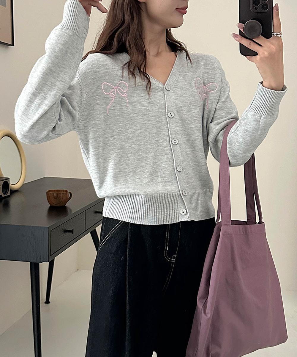 【aimoha】リボン刺繍Vネックニットカーディガン