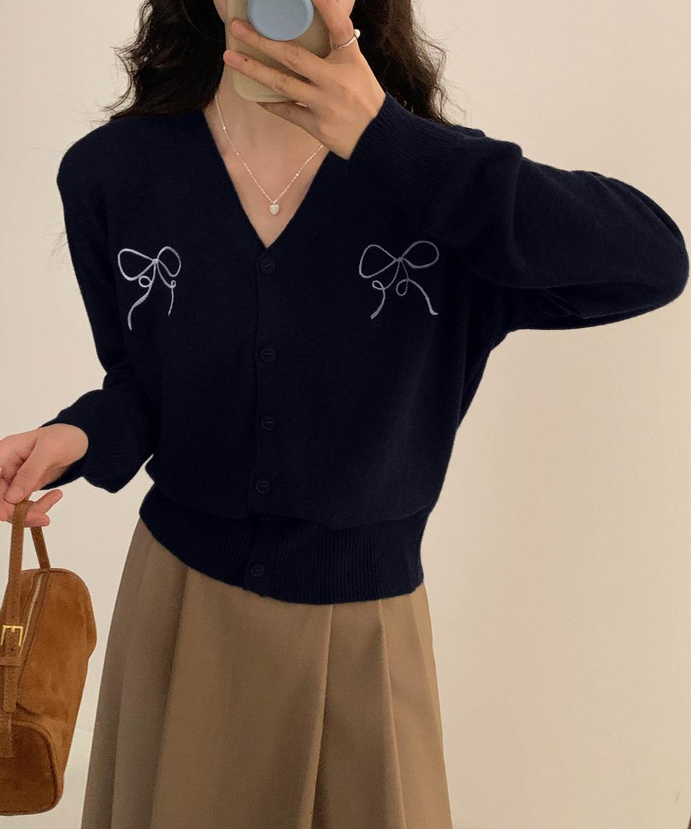 【aimoha】リボン刺繍Vネックニットカーディガン