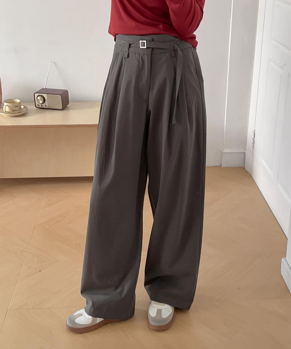 ベルト付きタックワイドパンツ
