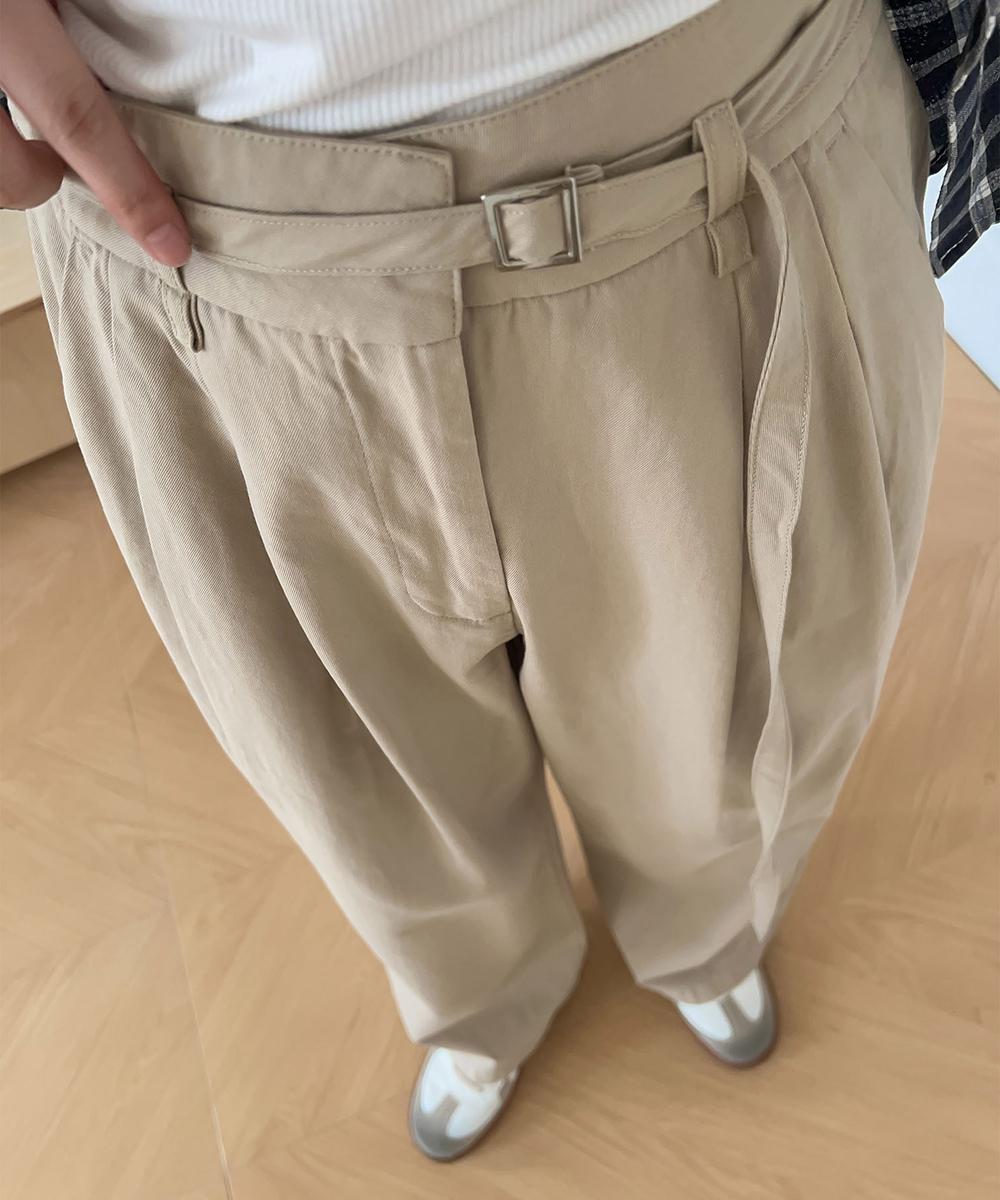 ベルト付きタックワイドパンツ