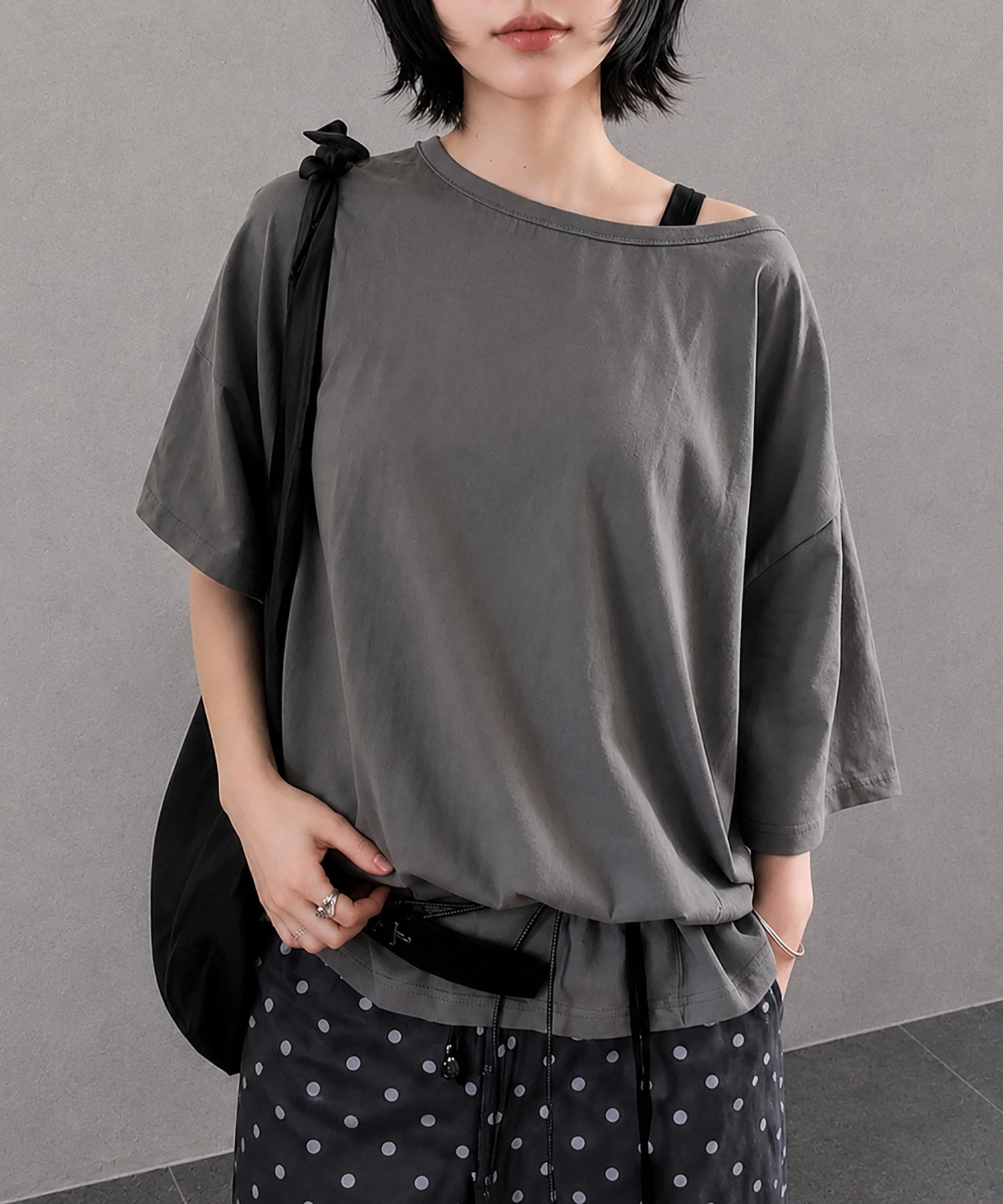aimoha/ワンショルダー風ビッグTシャツ