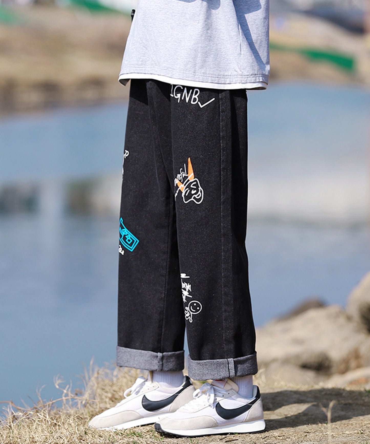 [HOOK] [New] Denim wide pants with graffiti print