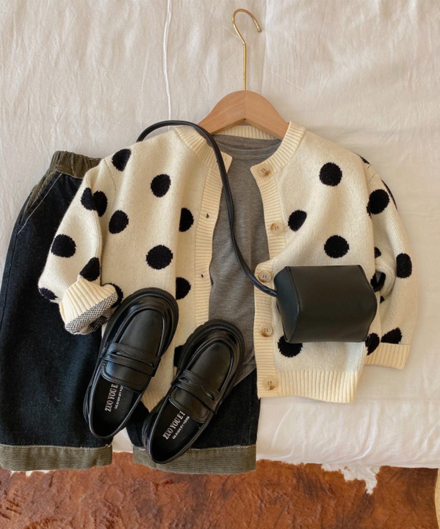 【aimoha-KIDS-】韓国子供服 ドット模様ニットカーディガン