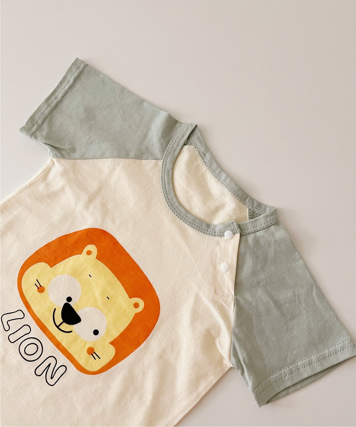 【aimoha-KIDS-】 かわいい動物イラストプリント 袖切り替え半袖tシャツ