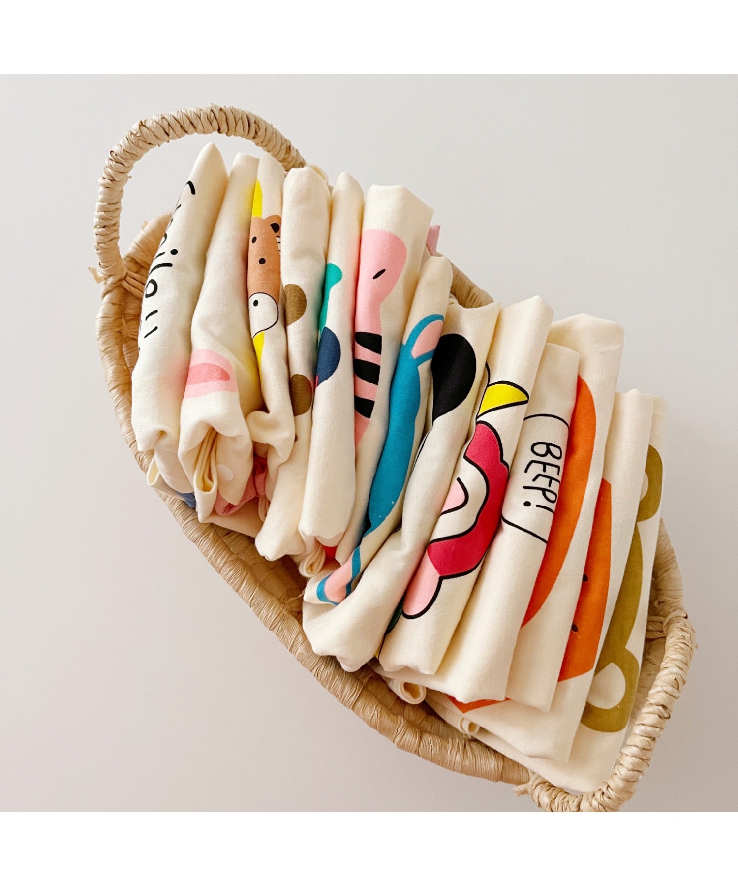 【aimoha-KIDS-】 かわいい動物イラストプリント 袖切り替え半袖tシャツ