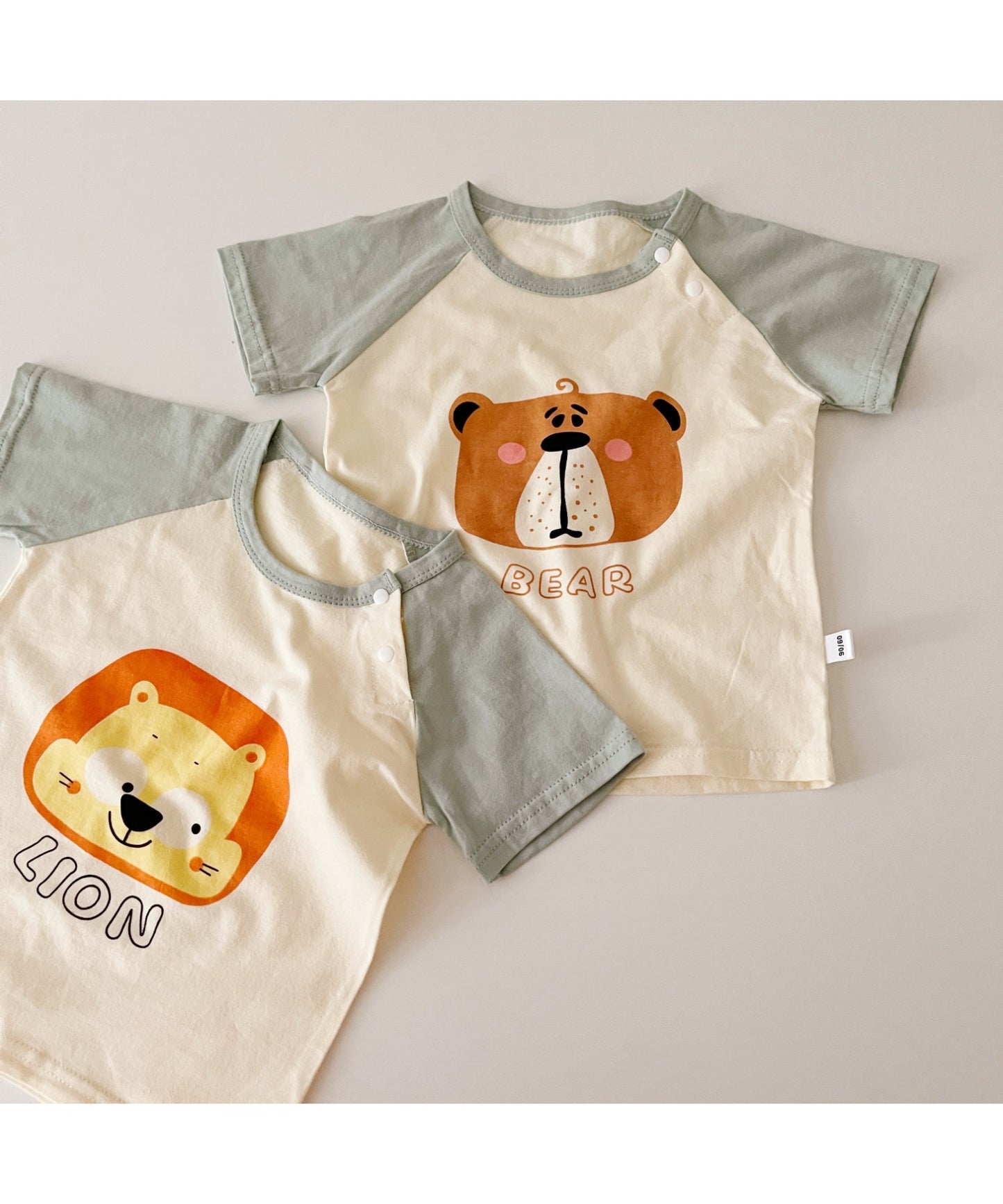 【aimoha-KIDS-】 かわいい動物イラストプリント 袖切り替え半袖tシャツ