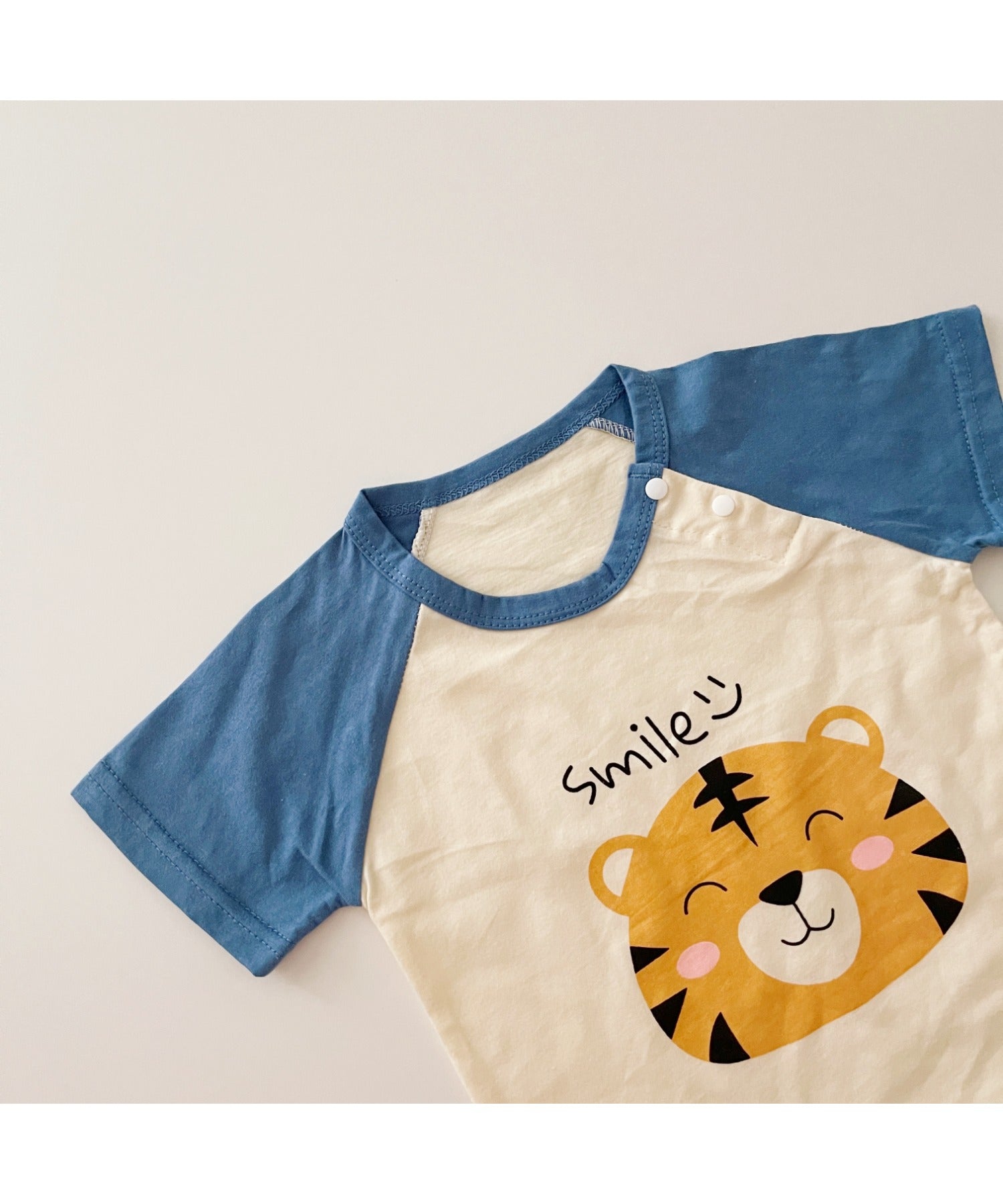 【aimoha-KIDS-】 かわいい動物イラストプリント 袖切り替え半袖tシャツ