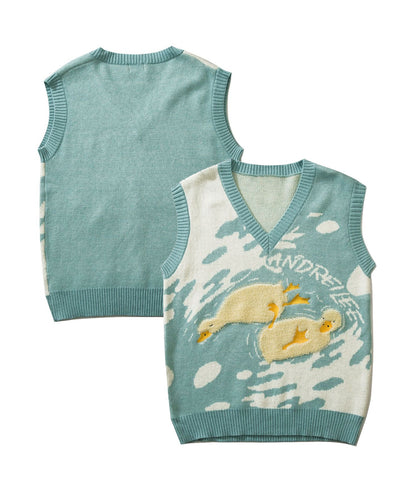 [HOOK] Super cute fluffy koala hill embroidery V-neck knit vest