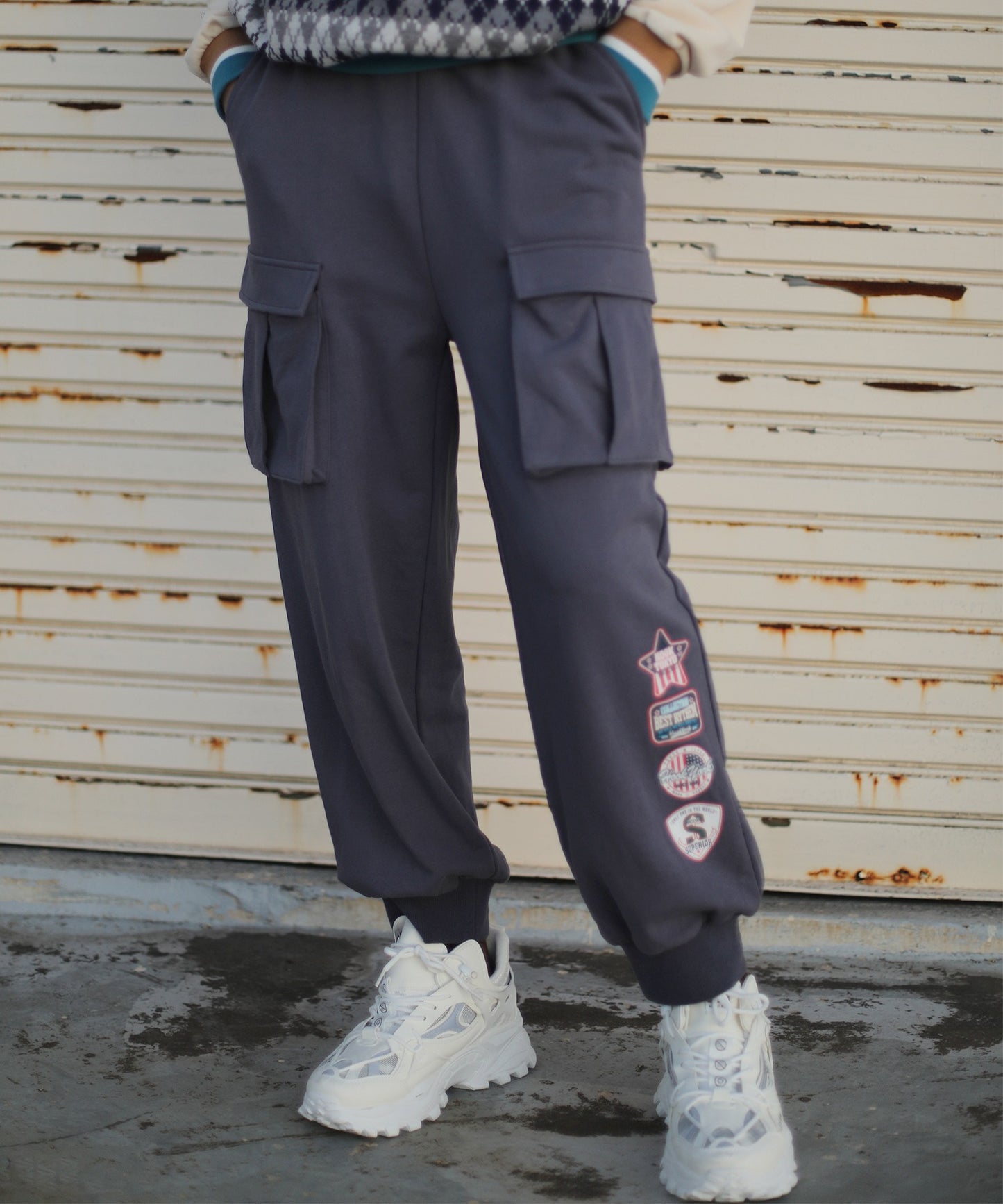 [HOOK -original-] American casual patch print big pocket cargo pants