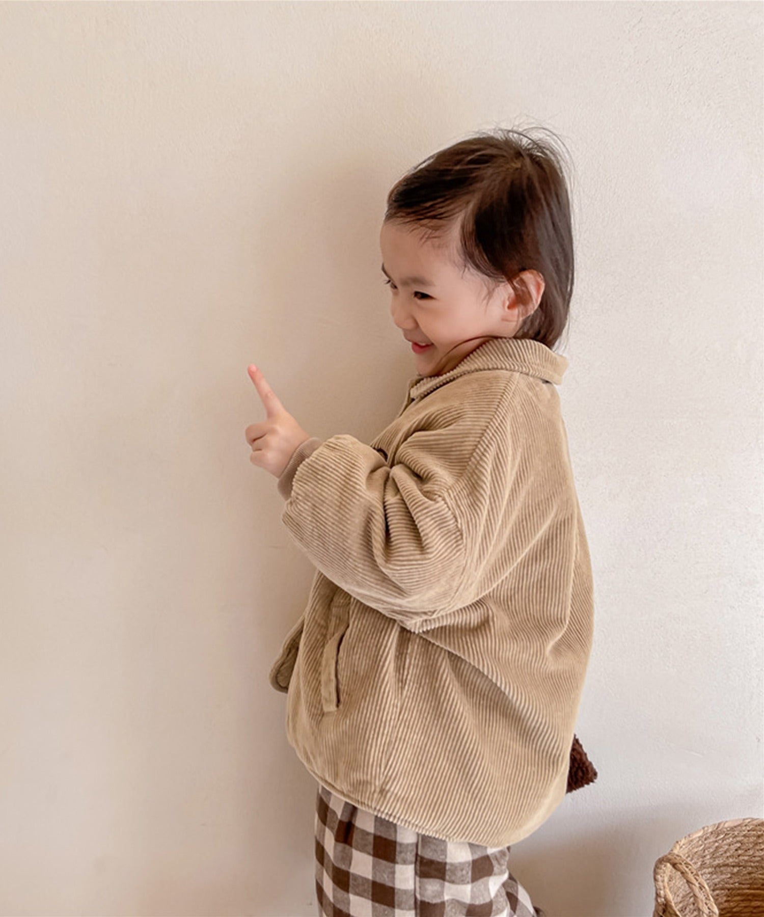 【aimoha-KIDS-】韓国子供服 クマ刺繍ボア裏地暖かい中ボアコーデュロイコート