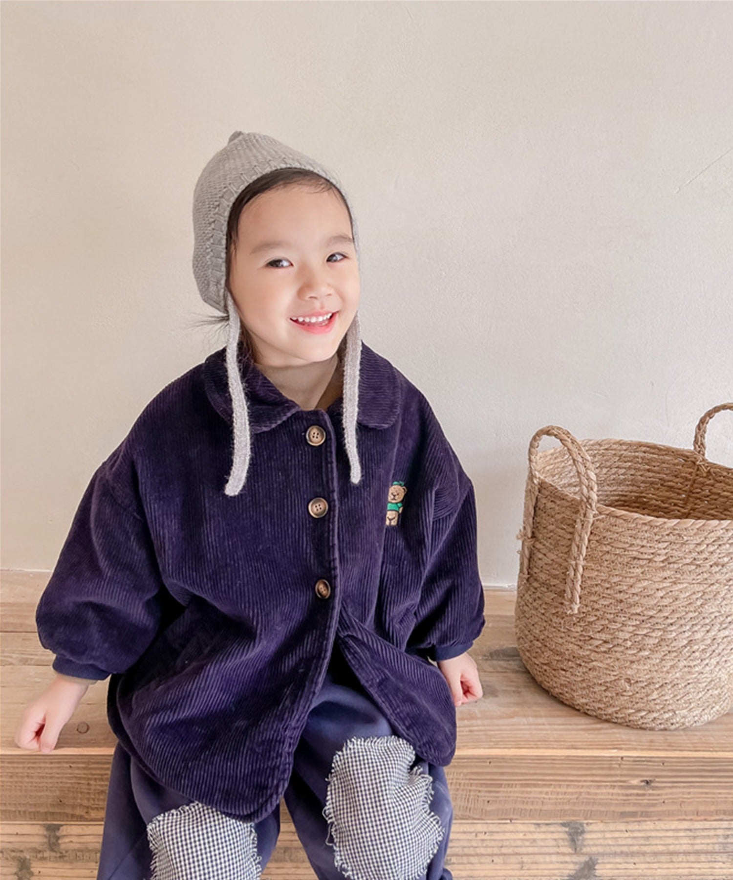 【aimoha-KIDS-】韓国子供服 クマ刺繍ボア裏地暖かい中ボアコーデュロイコート
