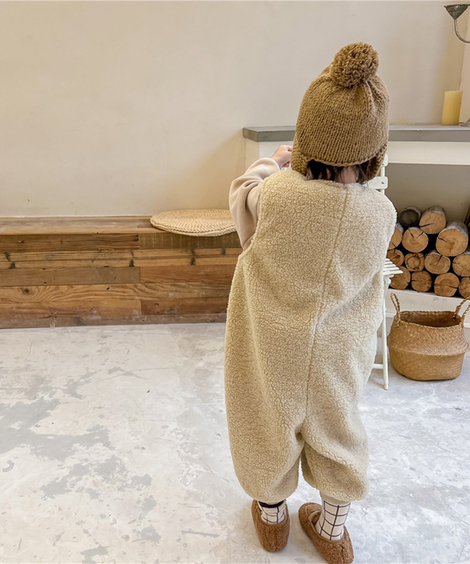 【aimoha-KIDS-】韓国子供服　前開きボアオールインワン